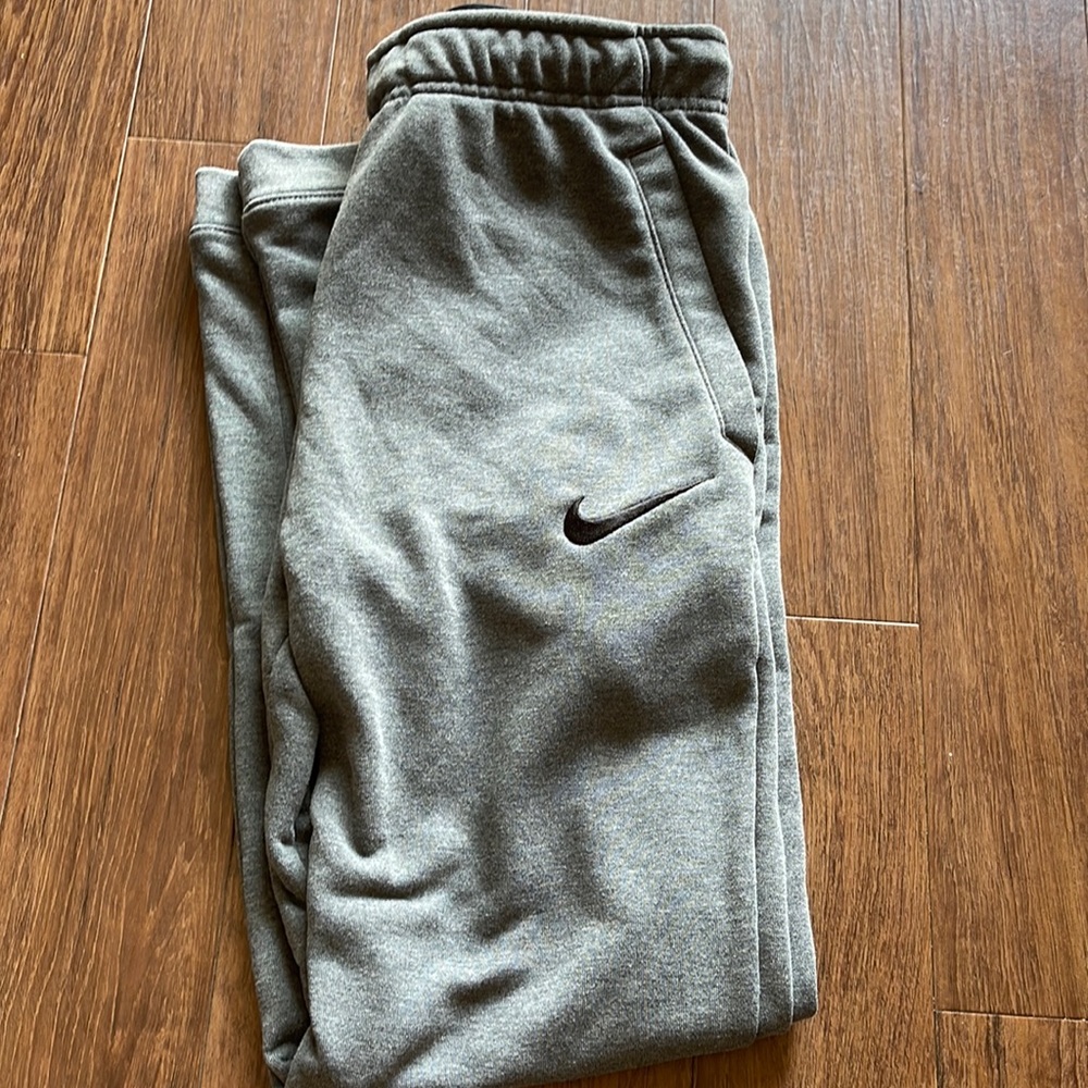 Nike Dri Fit Jogger sweatpants